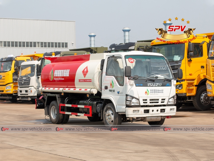 6,000 Litres Fuel Bowser ISUZU - RF